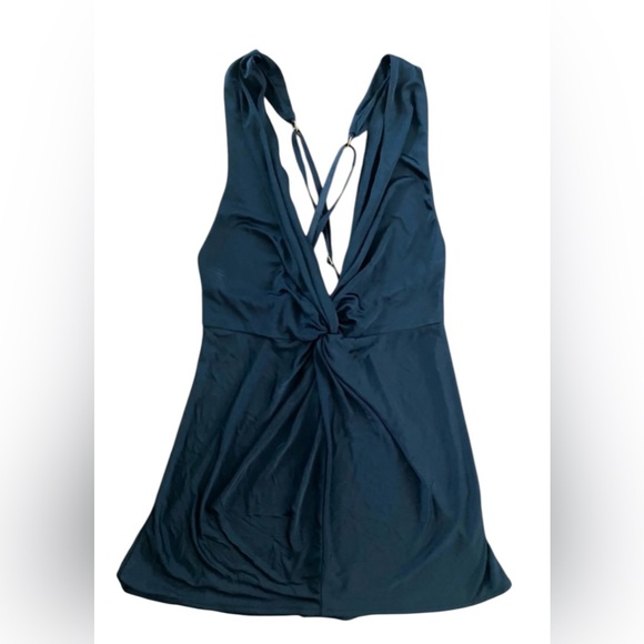 Victoria's Secret Other - victoria’s secret twist front tank